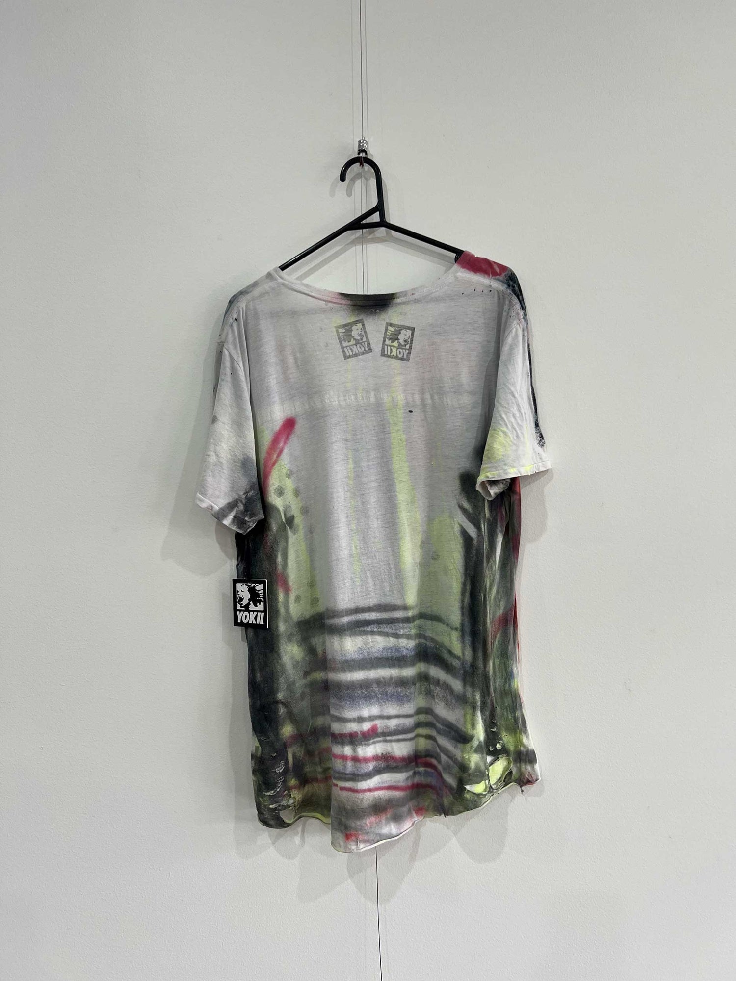 Introvert Extrovert - Yokii - T-Shirt